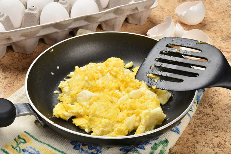 can dogs eat over easy eggs 1